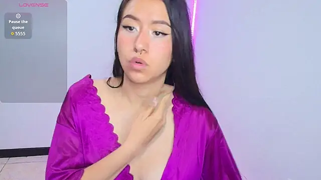 chloe-disire online show from May 2026 10:34:02 AM