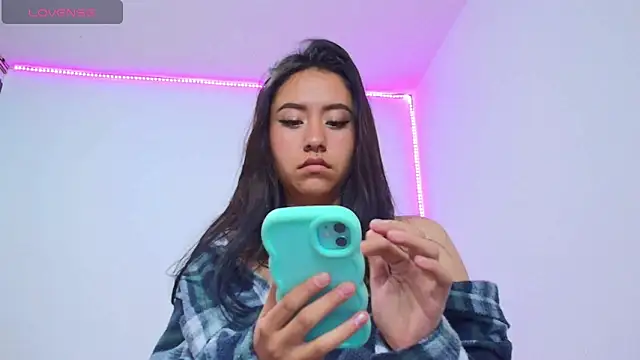 chloe-disire online show from May 2026 10:54:01 AM