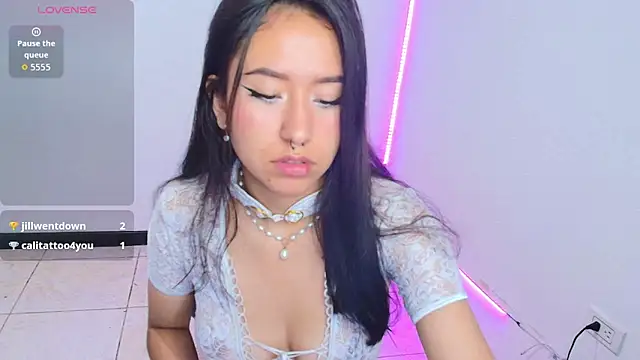 chloe-disire online show from May 2026 09:50:02 AM