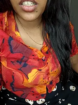 Tamilmoon006 online show from June 2026 05:50:01 PM
