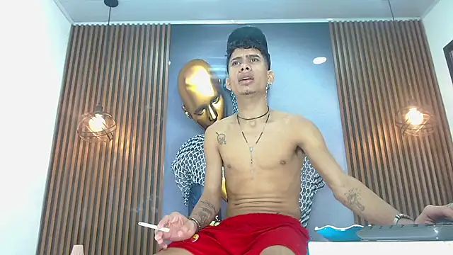 Skinny cute Alyer online show from April 2026 02:14:02 AM