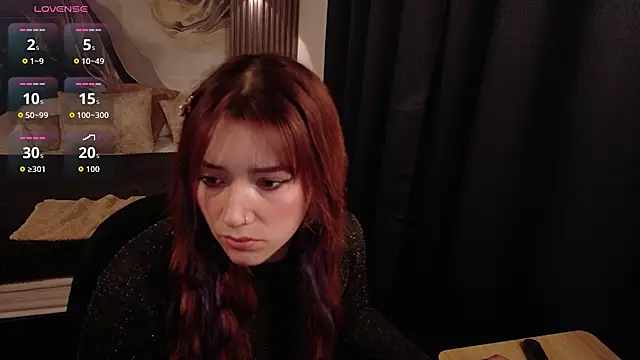 Snapshot of Emily_Cherry_ chatting on July 2026 02:00:01 PM Emily Cherry online show from July 2026 02:00:01 PM