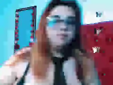 Snapshot of Ozzy_Valentino chatting on April 2026 10:59:01 PM Ozzy Valentino online show from April 2026 10:59:01 PM