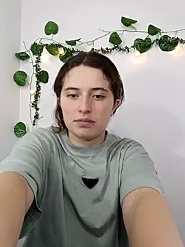 Cherry Boom18 online show from May 2026 03:28:01 PM