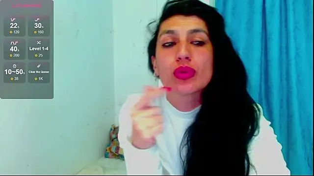 Snapshot of diosa_gil chatting on May 2026 02:28:01 AM diosa gil online show from May 2026 02:28:01 AM