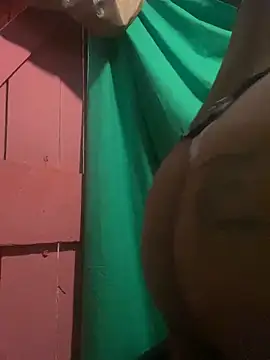 Malonna69 online show from April 2026 04:55:02 PM