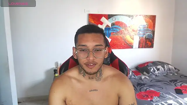 Snapshot of Andymanfit chatting on April 2026 10:10:02 PM Andymanfit online show from April 2026 10:10:02 PM