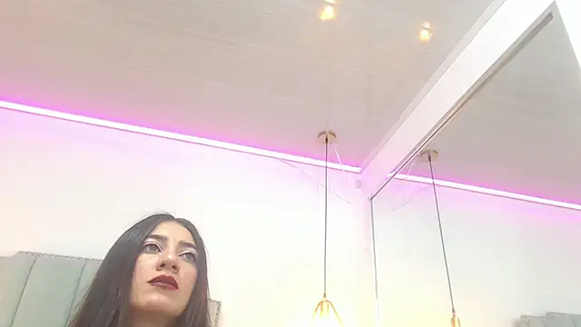 MoonBlue95 online show from May 2026 10:29:01 PM