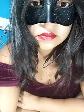 MorriganRosee online show from June 2026 04:00:01 AM