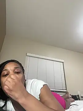 Snapshot of Sweetness338 chatting on April 2026 01:55:01 AM Sweetness338 online show from April 2026 01:55:01 AM