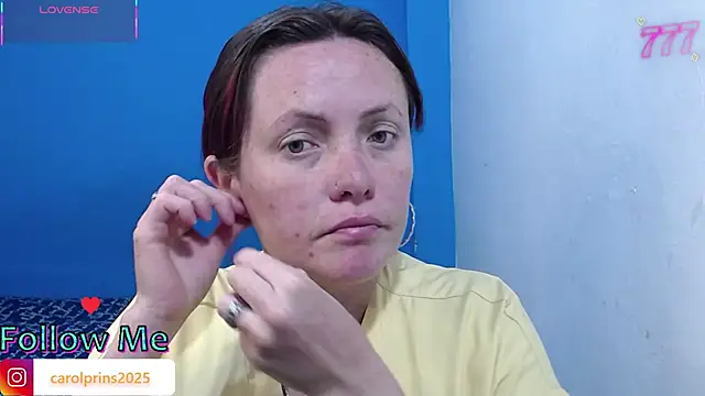 Snapshot of carolinhe26 chatting on May 2026 08:47:01 PM carolinhe26 online show from May 2026 08:47:01 PM