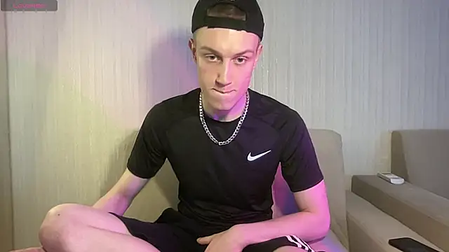 Travis Gracile online show from April 2026 09:14:01 AM