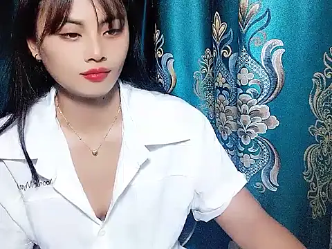 Snapshot of Bella86 chatting on April 2026 06:45:02 PM Bella86 online show from April 2026 06:45:02 PM