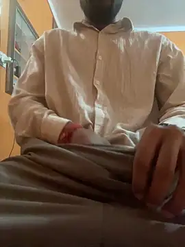 iam fuck slut online show from April 2026 03:23:01 AM