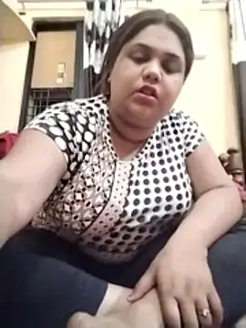 hotsilk21 online show from May 2026 05:08:01 PM