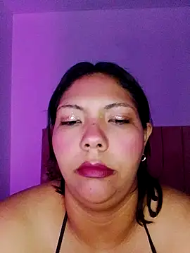 Izel  online show from April 2026 04:04:01 AM