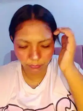 Izel  online show from May 2026 02:07:02 AM