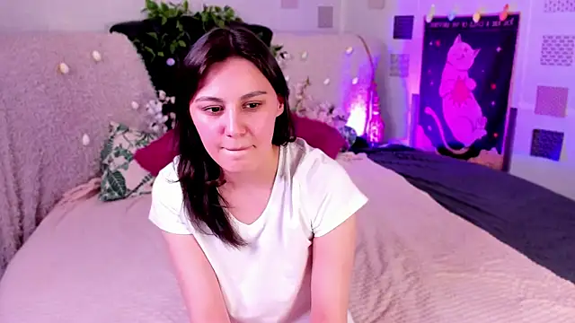 Snapshot of www_Lily chatting on April 2026 01:27:02 PM www Lily online show from April 2026 01:27:02 PM