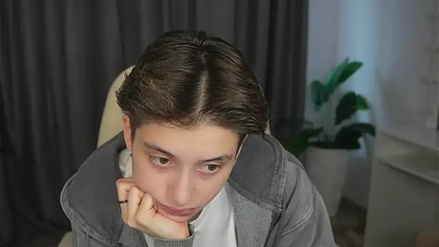 KendallSpeedy online show from April 2026 07:42:02 AM