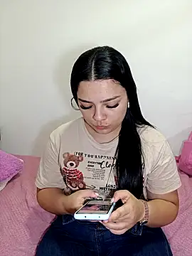 Snapshot of Sussy_Star chatting on April 2026 02:17:01 AM Sussy Star online show from April 2026 02:17:01 AM