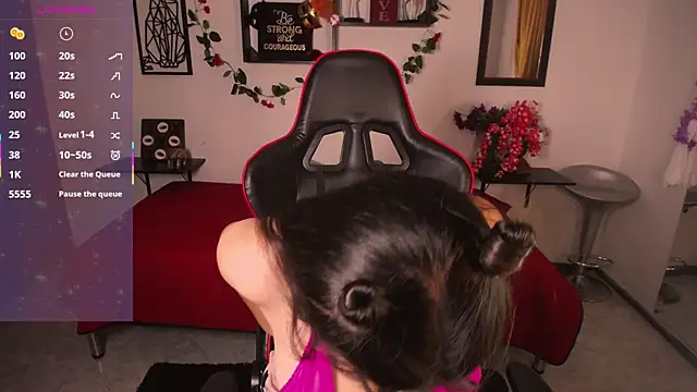 Snapshot of milu1220_ chatting on April 2026 04:02:02 PM milu1220 online show from April 2026 04:02:02 PM