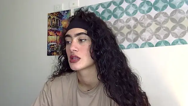 shelsy d online show from May 2026 09:43:01 PM