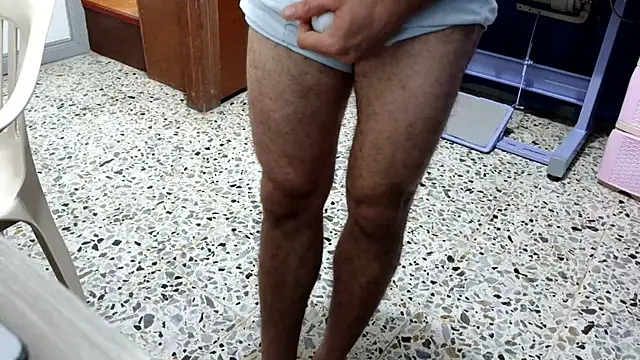 Snapshot of andrew_1520 chatting on February 2026 05:17:01 AM andrew 1520 online show from February 2026 05:17:01 AM