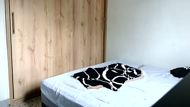 Snapshot of andrew_1520 chatting on February 2026 09:40:02 PM andrew 1520 online show from February 2026 09:40:02 PM