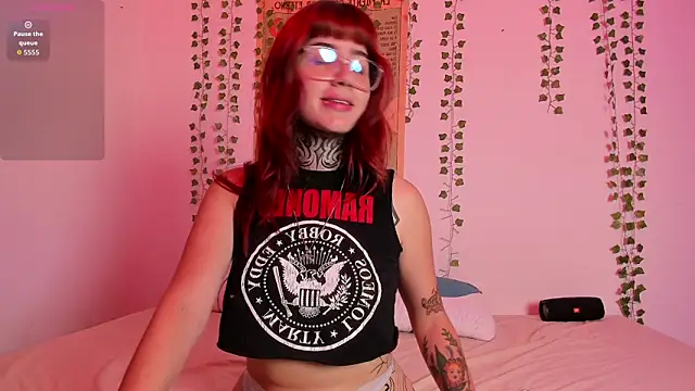 JaxJinx online show from April 2026 02:14:02 AM