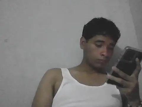 mauri zzz online show from April 2026 03:44:02 AM