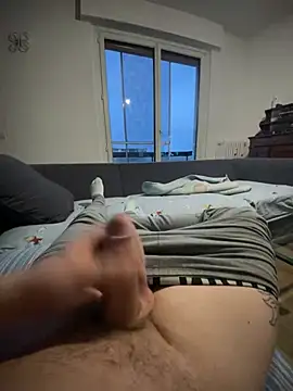 Snapshot of torotony chatting on April 2026 06:12:02 PM torotony online show from April 2026 06:12:02 PM