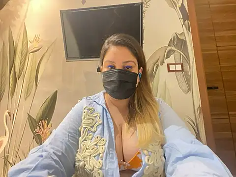 kavyasingh36 online show from May 2026 10:09:02 AM