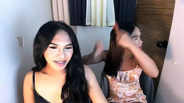 slutty aki online show from May 2026 04:46:01 PM