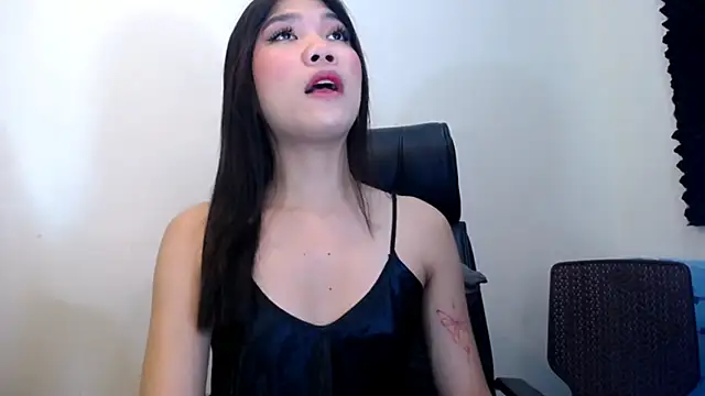 hugecock cali online show from May 2026 02:10:01 PM