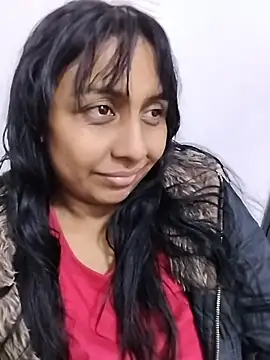 MELIZ QUEEN online show from May 2026 11:41:02 AM