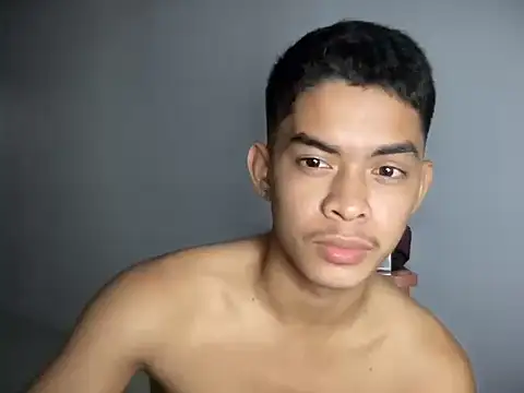 yourhotasian jhonpol16 online show from April 2026 09:12:01 PM