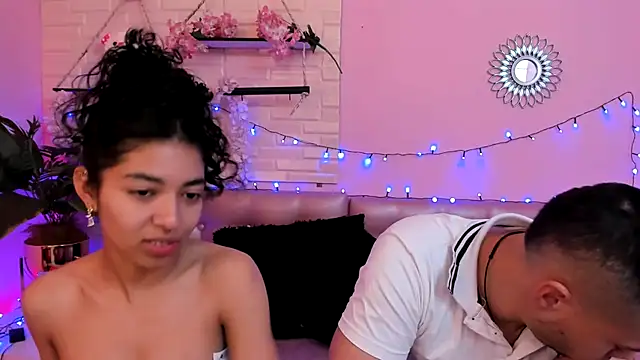 Aronandmoli69 online show from April 2026 12:41:01 PM