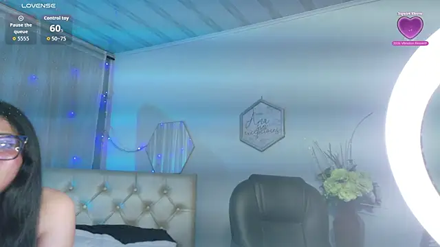 Silvana lorc online show from May 2026 07:10:01 PM