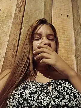 Snapshot of cenav_model chatting on April 2026 11:22:02 PM cenav model online show from April 2026 11:22:02 PM