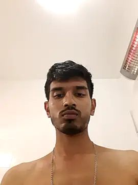 Snapshot of belloheike chatting on April 2026 05:45:02 AM belloheike online show from April 2026 05:45:02 AM