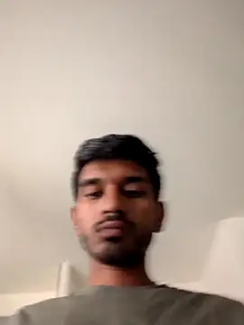 Snapshot of belloheike chatting on April 2026 03:18:02 PM belloheike online show from April 2026 03:18:02 PM