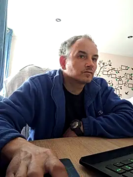 Piotr481 online show from May 2026 11:09:02 AM