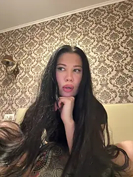 Snapshot of Theprovocateur chatting on April 2026 06:10:01 PM Theprovocateur online show from April 2026 06:10:01 PM