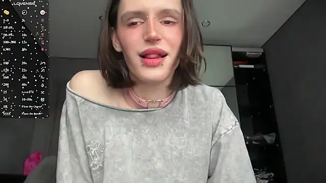 Niky Long online show from June 2026 01:15:02 PM