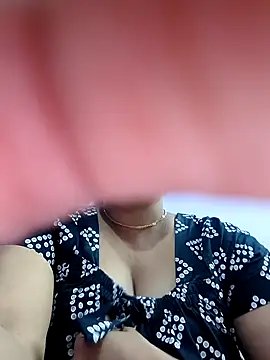 Snapshot of Reshma0786 chatting on April 2026 06:08:01 AM Reshma0786 online show from April 2026 06:08:01 AM