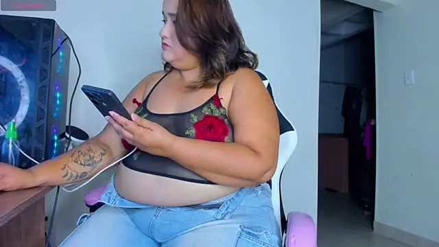 cellycanela  online show from June 2026 01:40:01 AM