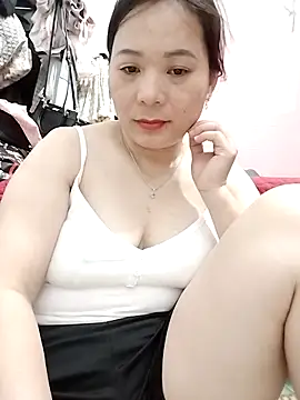ManaMi-Amii online show from May 2026 12:12:01 PM