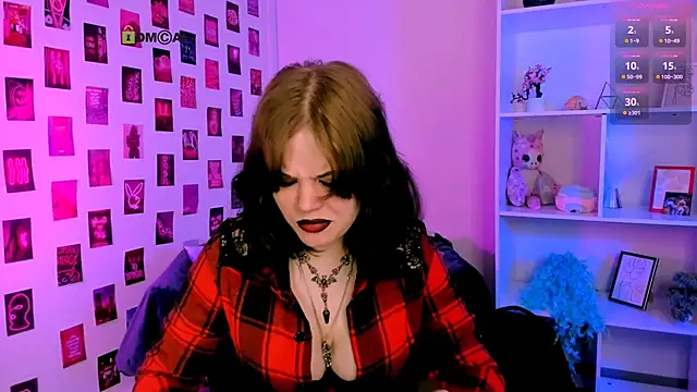 nikki kiss  online show from June 2026 08:42:01 AM