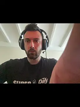 Snapshot of max4816 chatting on April 2026 12:10:01 PM max4816 online show from April 2026 12:10:01 PM