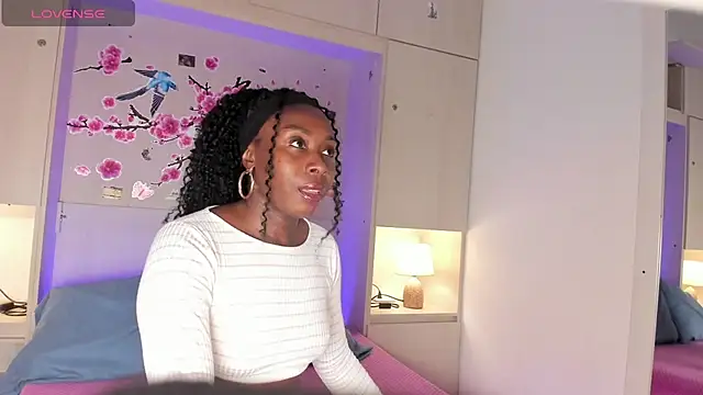 TaylorBloom online show from May 2026 11:52:02 AM